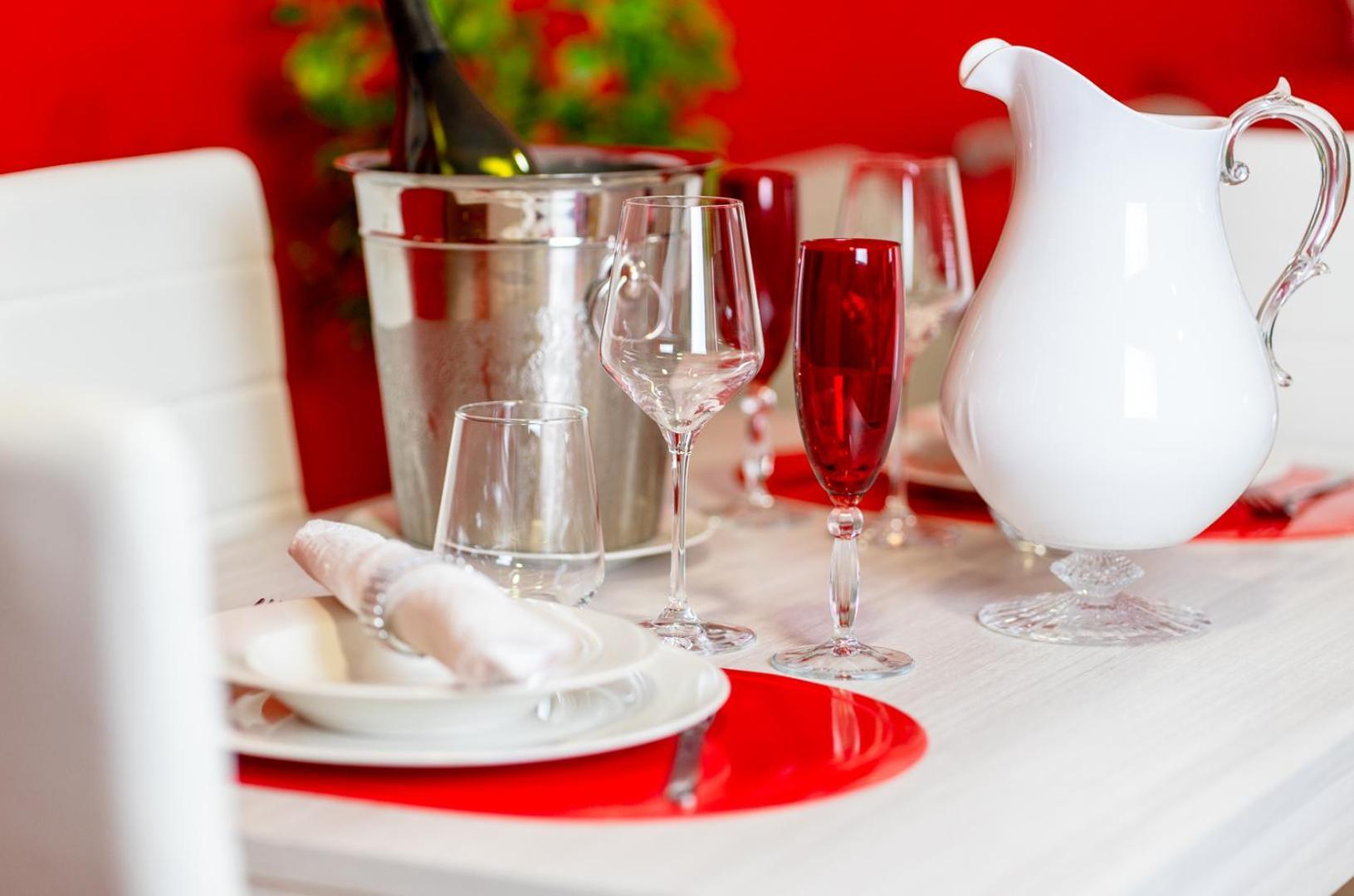 Red Chic *